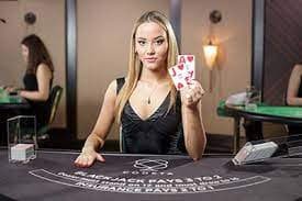 6033bet লাকি স্পিন চাকা ঘুরছে মোবাইল স্ক্রিনে